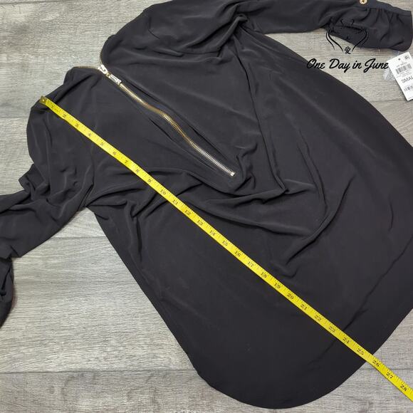 JM Collection Zip Neck Ruched Sleeve Top Size S - Picture 4 of 5